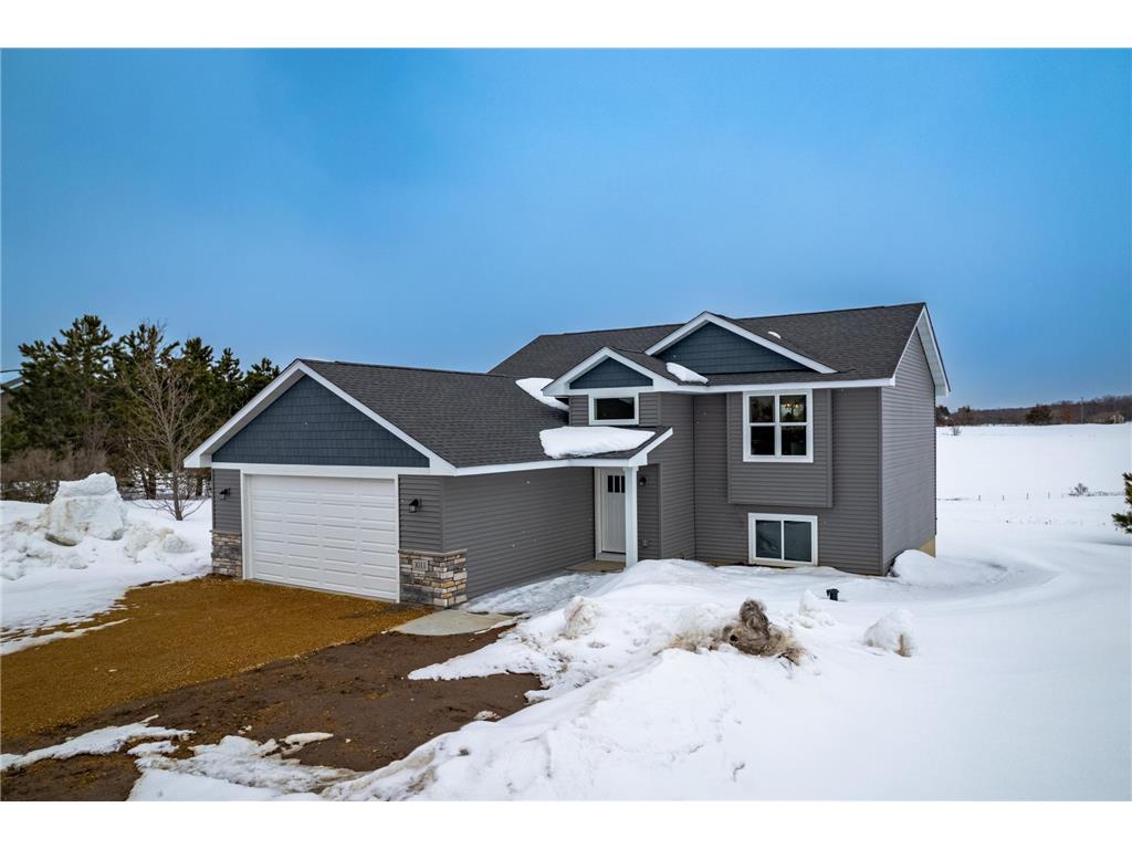 1011 188th St. Garfield Twp WI 54009 6246086 image1