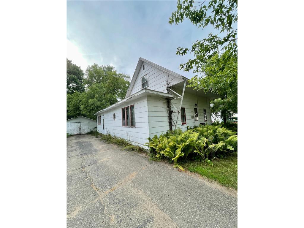 1011 1st Street SW, Wadena, MN, 56482 MLS 6413161 Edina Realty