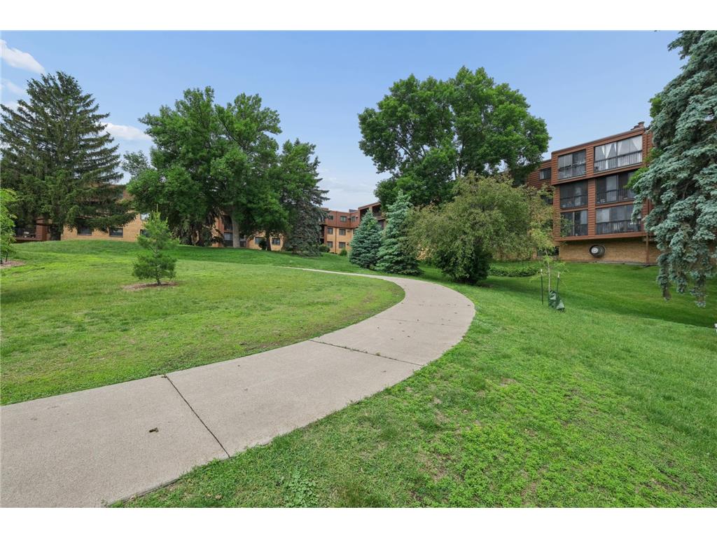 1011 41st Avenue NE #107 Columbia Heights MN 55421 7094398 image5