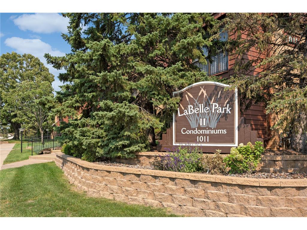 1011 41st Avenue NE 109, Columbia Heights, MN, 55421 MLS 6244045