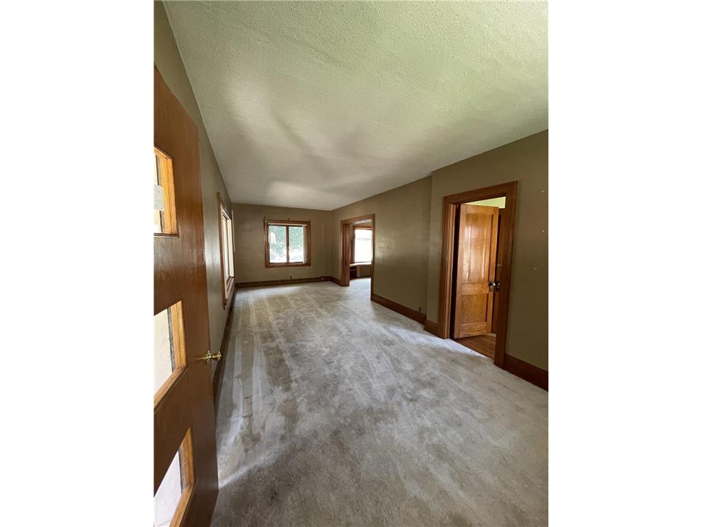 1011 6th Avenue Mountain Lake MN 56159 6776504 image11