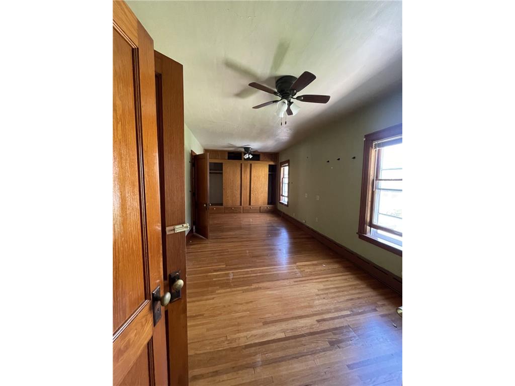 1011 6th Avenue Mountain Lake MN 56159 6776504 image14