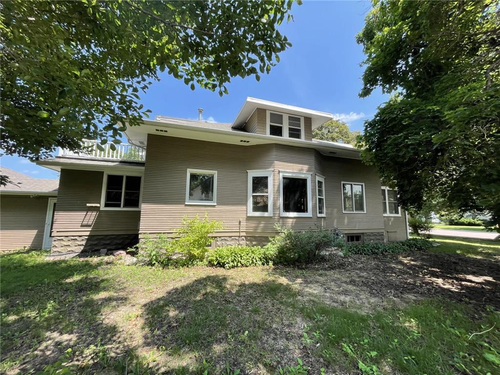 1011 6th Avenue Mountain Lake MN 56159 6776504 image5