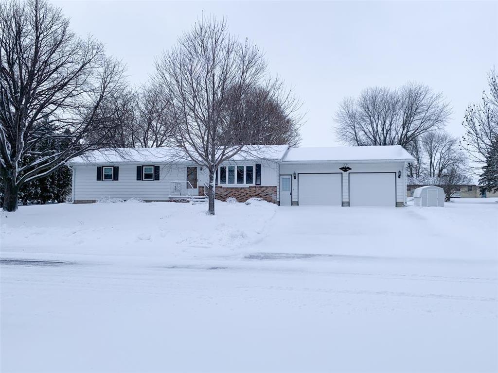 1011 9th Street, Gaylord, MN, 55334 MLS 6243457 Edina Realty