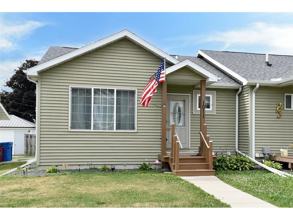 1011 E 4th Street Winona MN 55987 6398571 image1