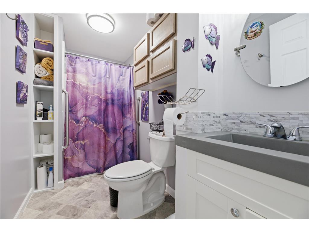 1011 E 5th Street Winona MN 55987 7102275 image8