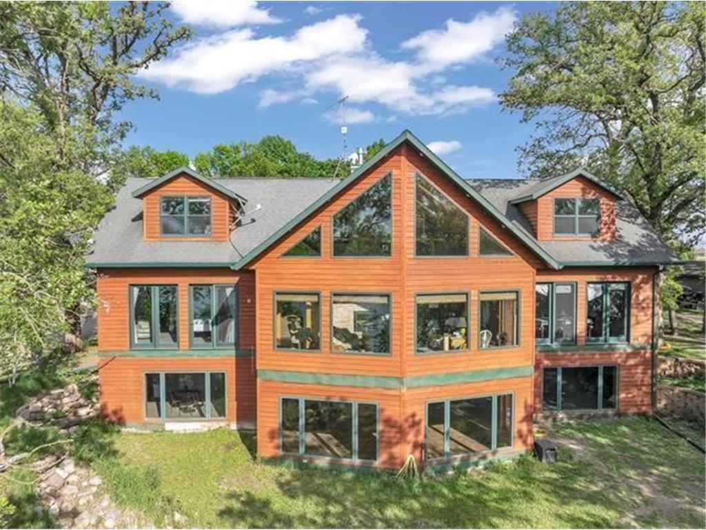 1011 Highway 15 Armstrong IA 50514 - Iowa Lake 6825020 image1