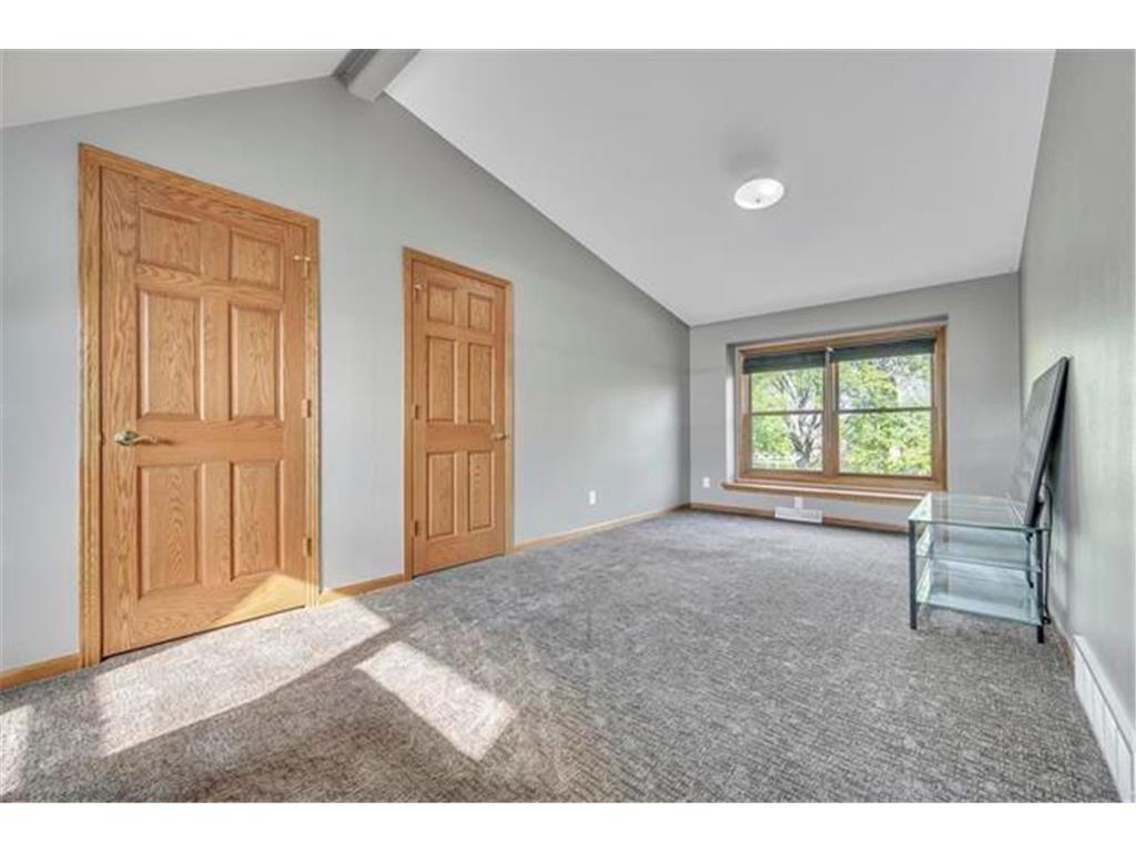 1011 Highway 15 Armstrong IA 50514 - Iowa Lake 6825020 image13