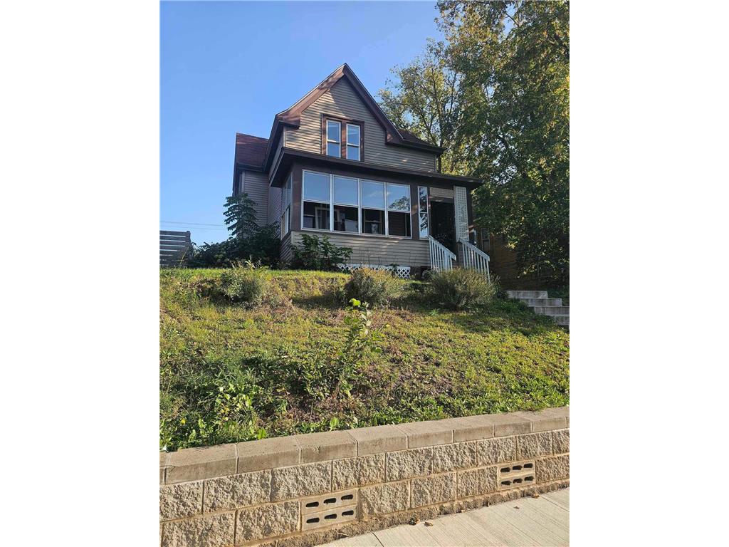 1011 Minnehaha Avenue E Saint Paul MN 55106 6598916 image1