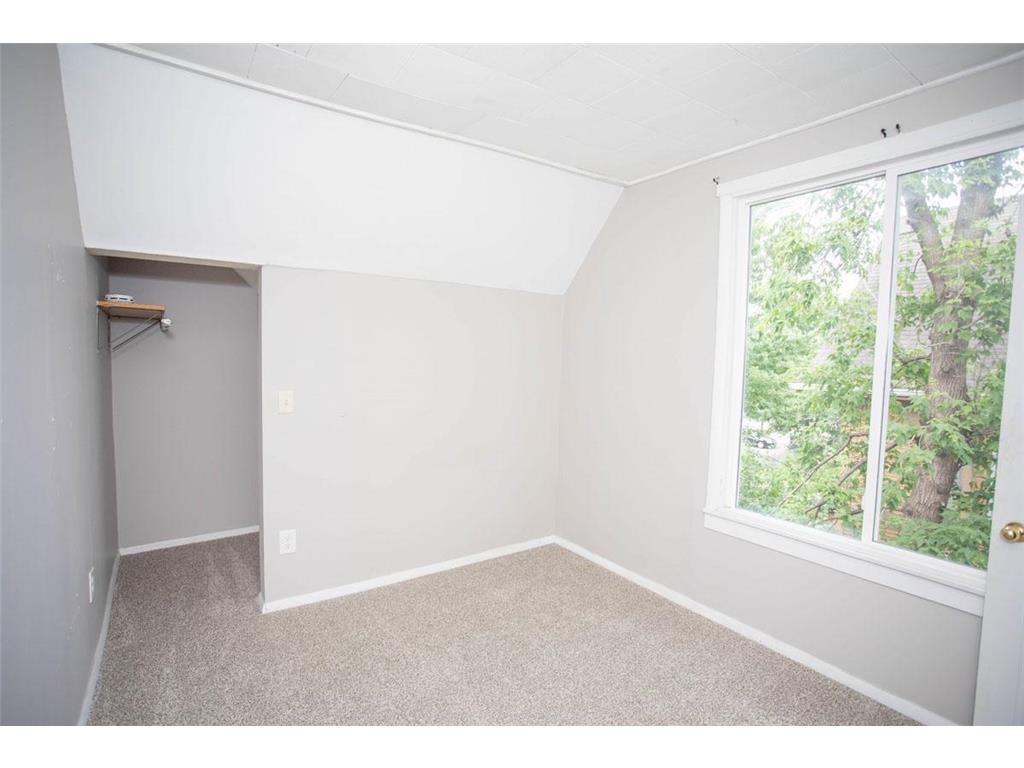 1011 Minnehaha Avenue E Saint Paul MN 55106 6739406 image34