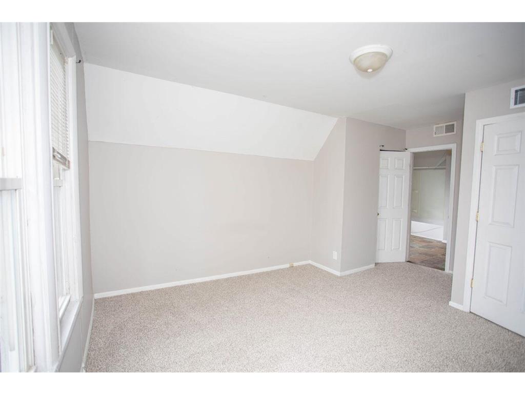 1011 Minnehaha Avenue E Saint Paul MN 55106 6739406 image37