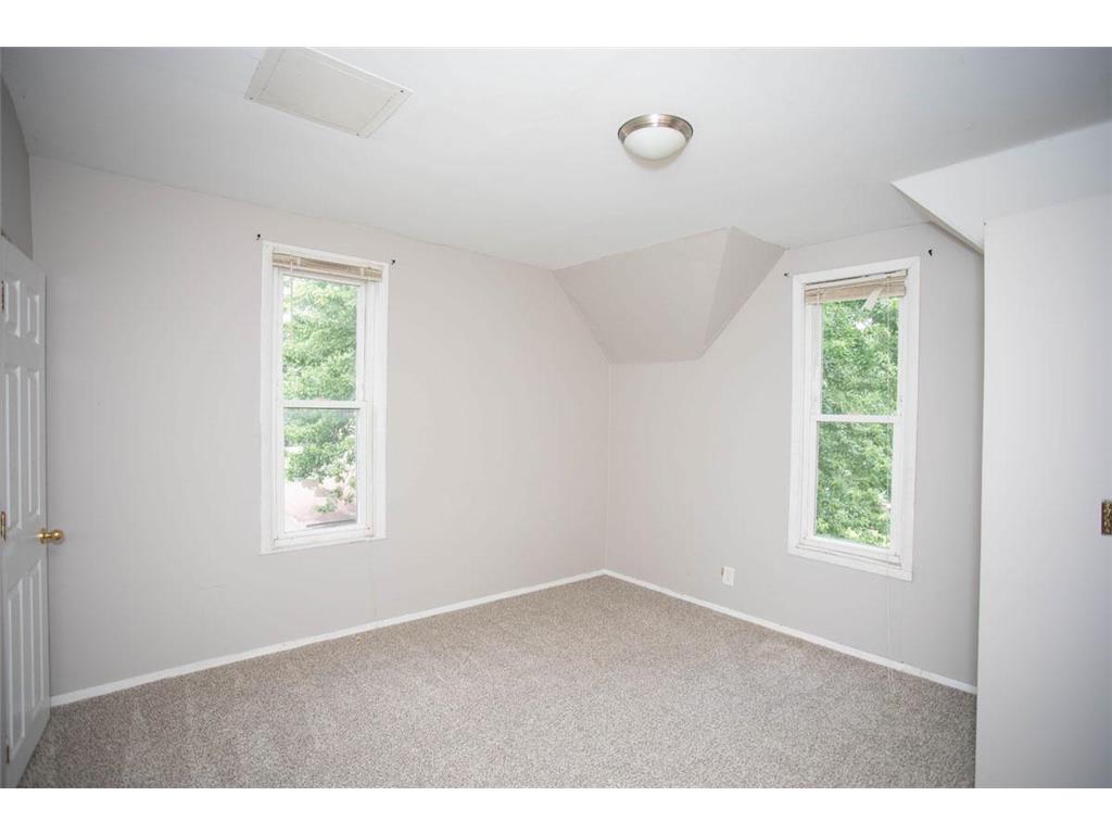 1011 Minnehaha Avenue E Saint Paul MN 55106 6739406 image43