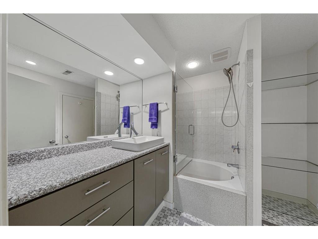 1011 Poplar Street Northfield MN 55057 6800797 image38