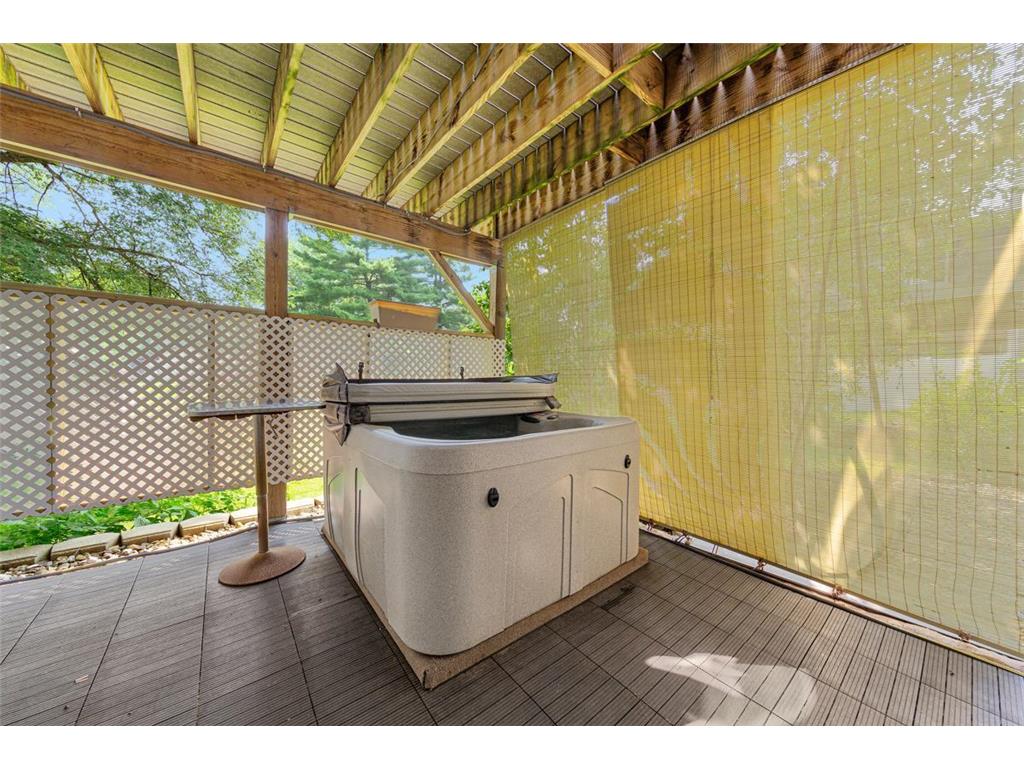 1011 Poplar Street Northfield MN 55057 6800797 image50