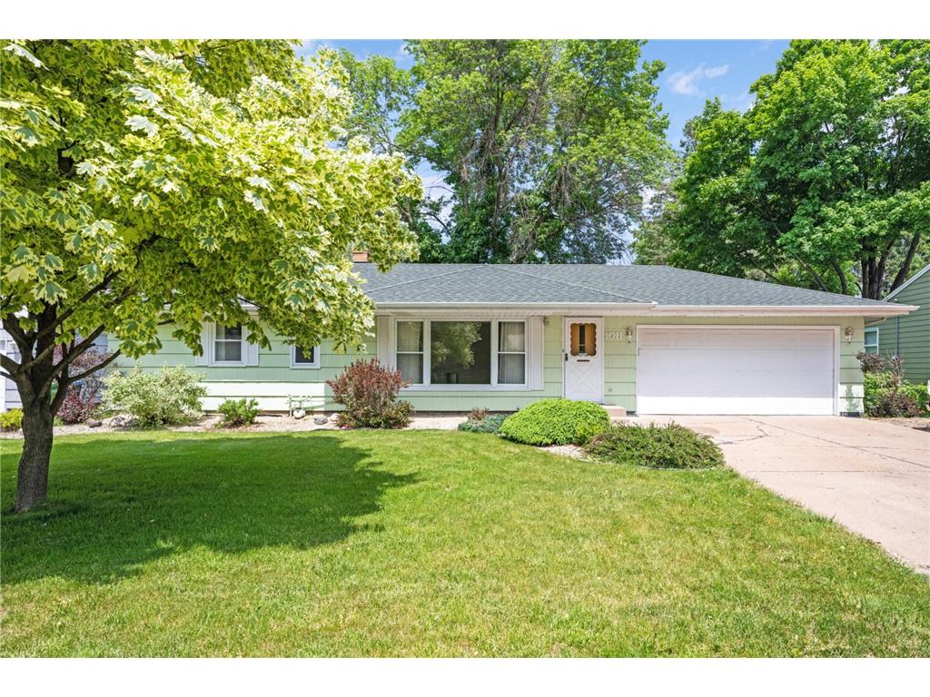 1011 Ryan Avenue W, Roseville, MN, 55113 MLS 6379089 Edina Realty