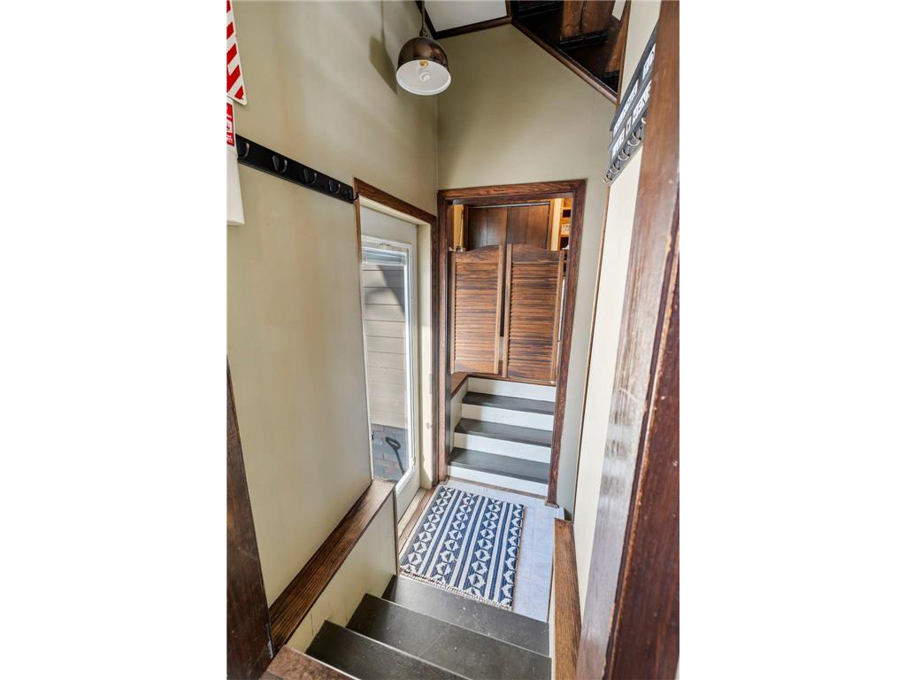 1011 Van Dyke Road NW Alexandria MN 56308 - Henry 7004639 image17