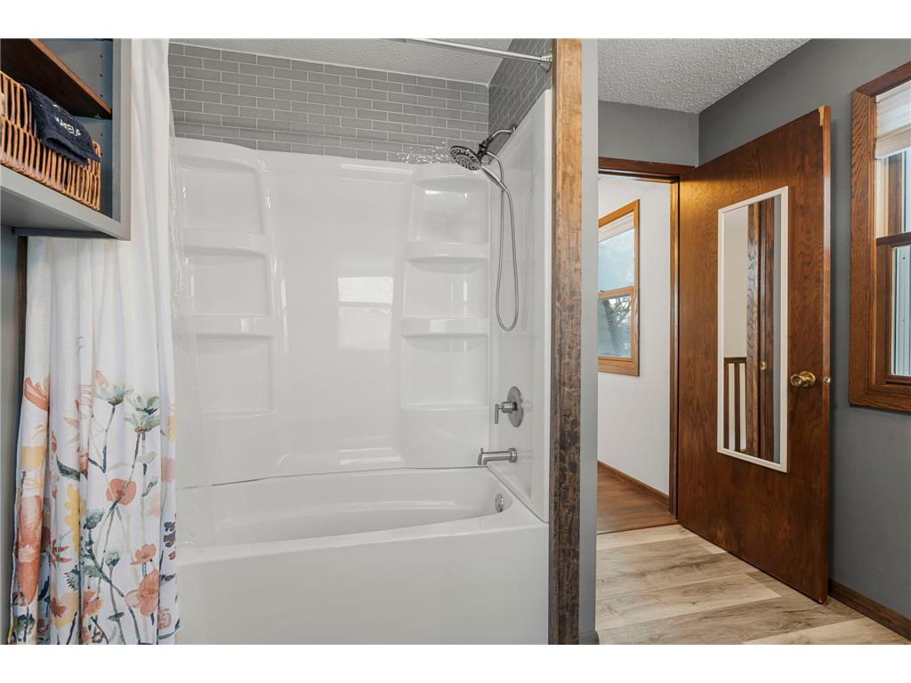 1011 Van Dyke Road NW Alexandria MN 56308 - Henry 7004639 image52