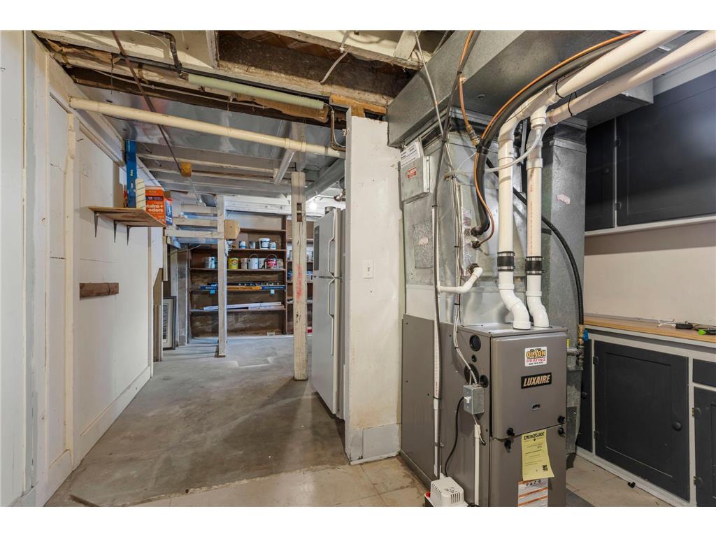 1011 Van Dyke Road NW Alexandria MN 56308 - Henry 7004639 image58