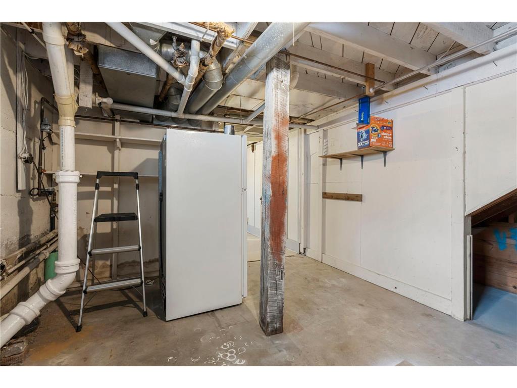 1011 Van Dyke Road NW Alexandria MN 56308 - Henry 7004639 image59