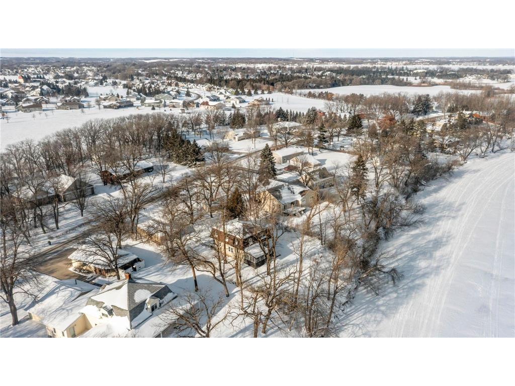 1011 Van Dyke Road NW Alexandria MN 56308 - Henry 7004639 image70