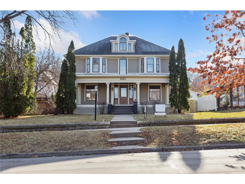 1011 W 3rd Street Red Wing MN 55066 6617702 image1