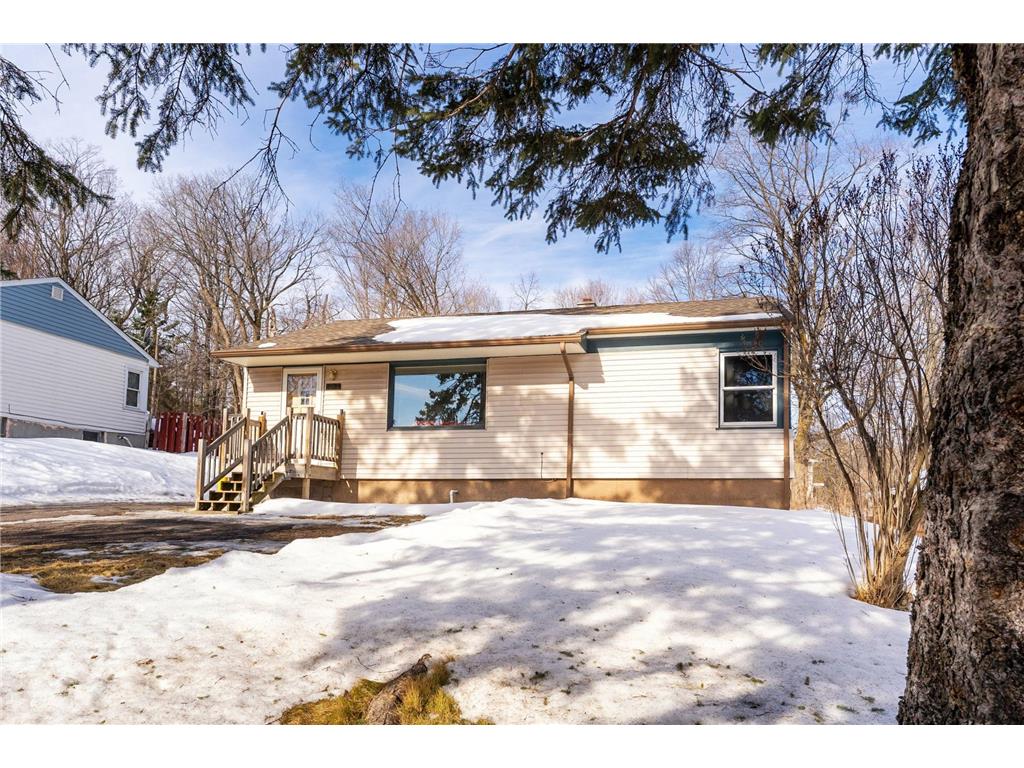 1011 W Arrowhead Road Duluth MN 55811 7023647 image1