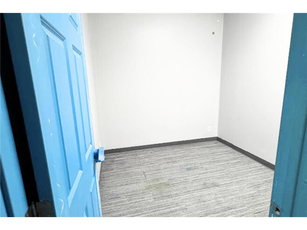 1011 W Broadway Avenue #102 Minneapolis MN 55411 6807220 image7