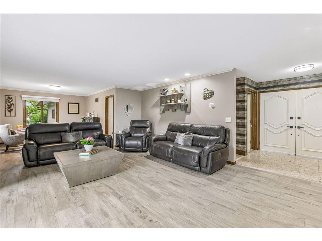 10110 Oak Shore Drive Lakeville MN 55044 7078678 image14