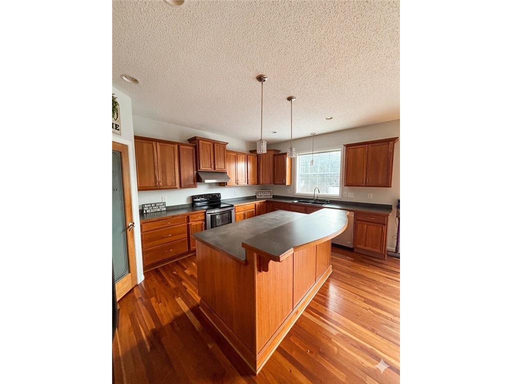 10111 Welcome Avenue N Brooklyn Park MN 55443 7050318 image10