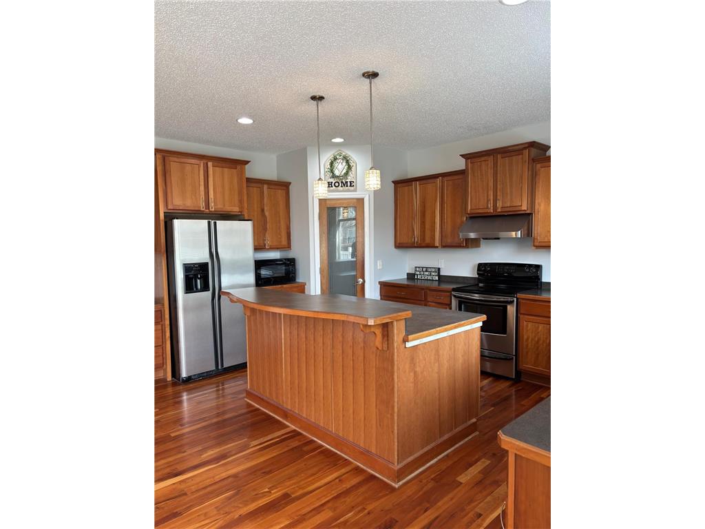 10111 Welcome Avenue N Brooklyn Park MN 55443 7050318 image11