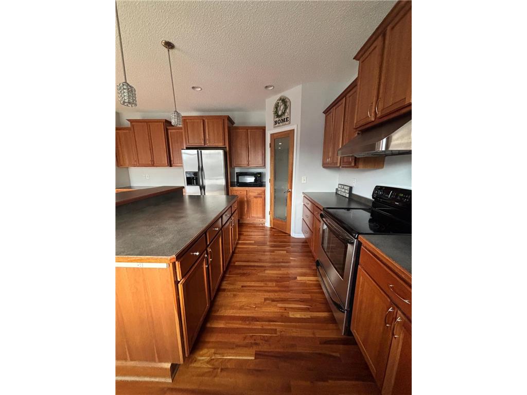 10111 Welcome Avenue N Brooklyn Park MN 55443 7050318 image12