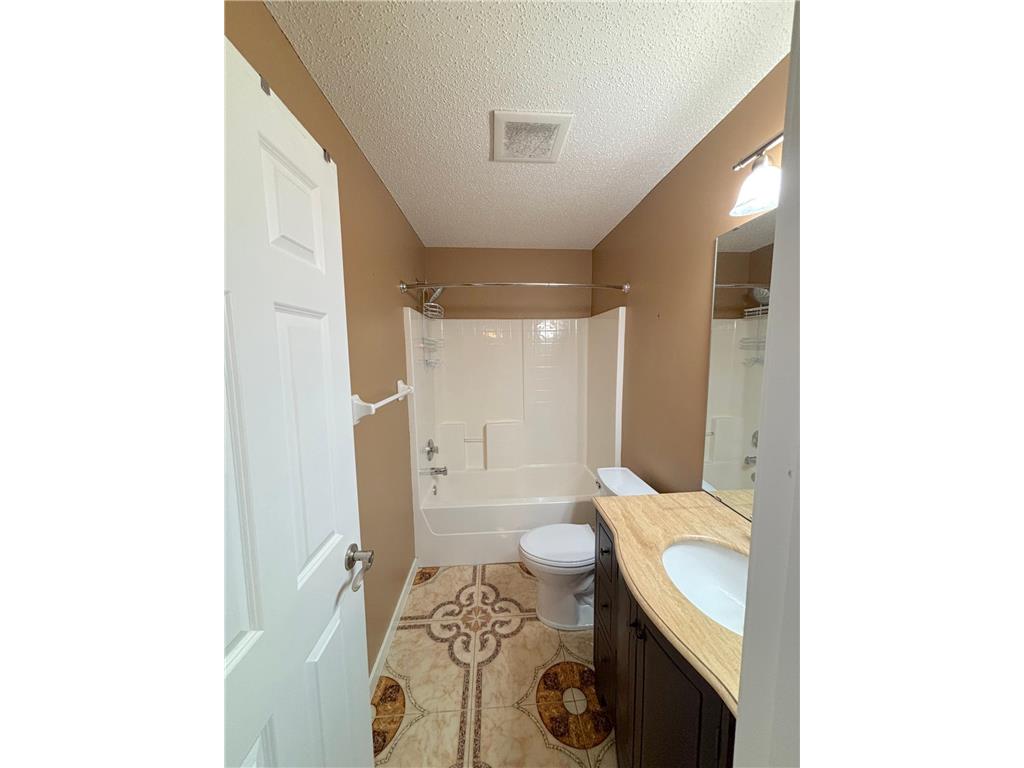 10111 Welcome Avenue N Brooklyn Park MN 55443 7050318 image21