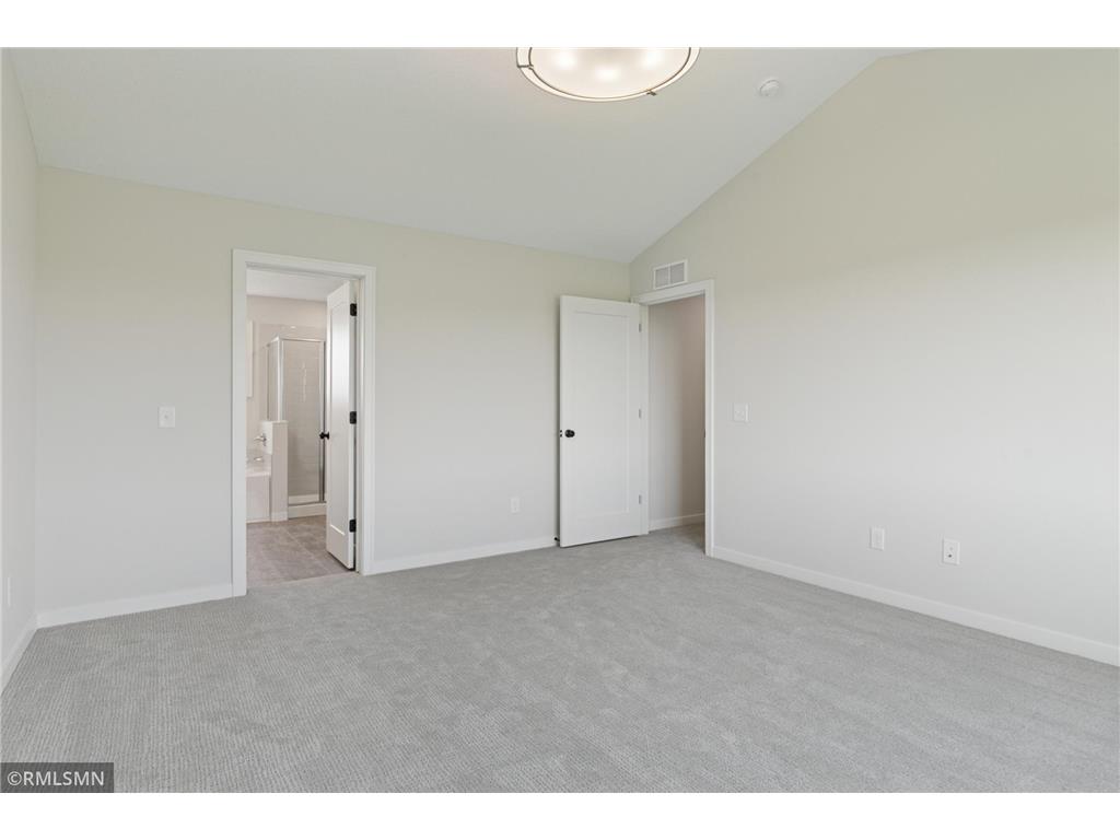 10115 Blackmoor Road Woodbury MN 55129 6787406 image26