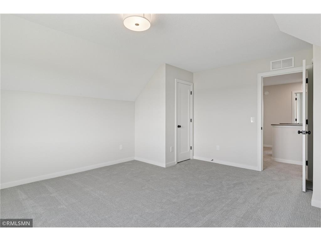 10115 Blackmoor Road Woodbury MN 55129 6787406 image33