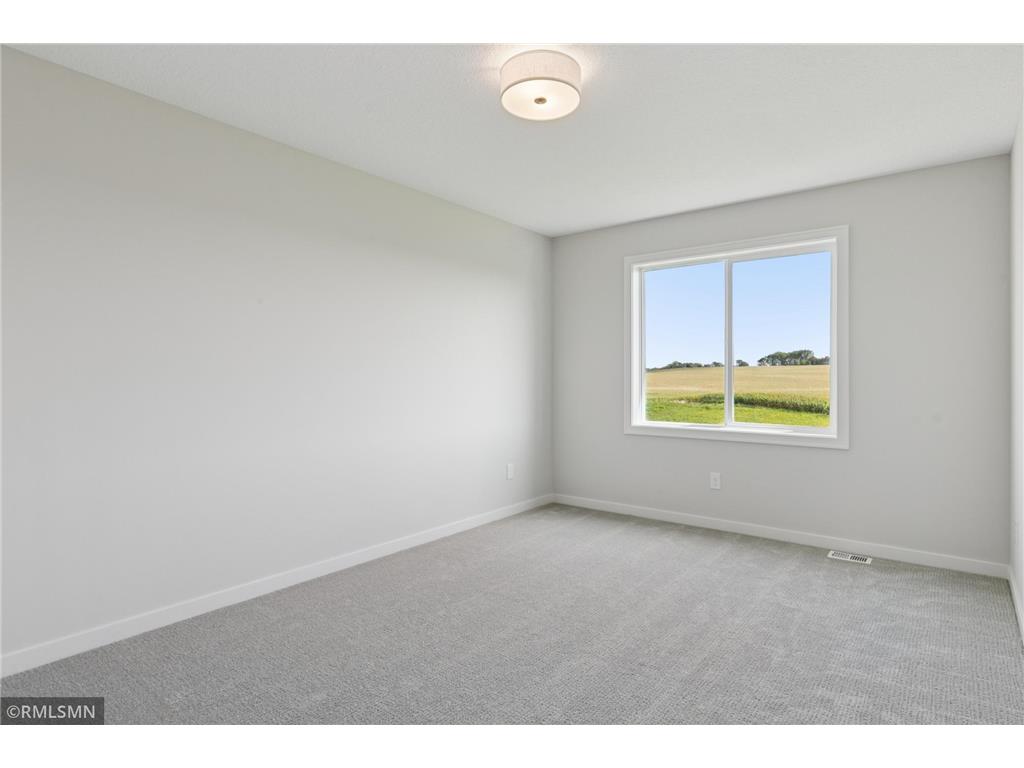 10115 Blackmoor Road Woodbury MN 55129 6787406 image34