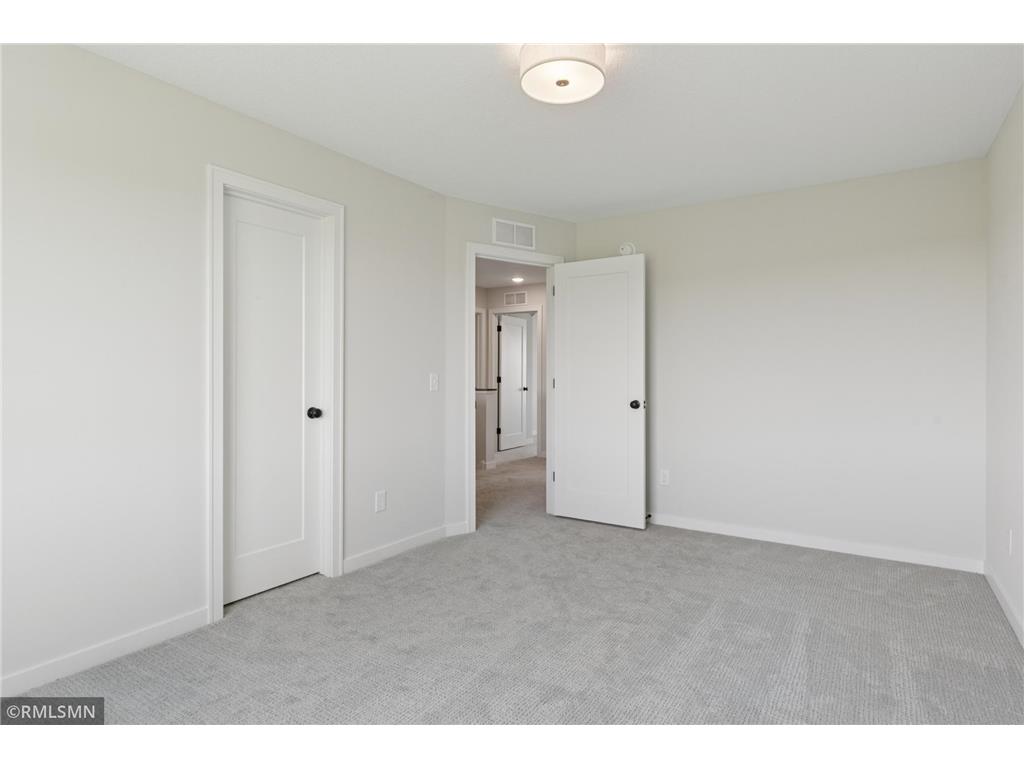 10115 Blackmoor Road Woodbury MN 55129 6787406 image35