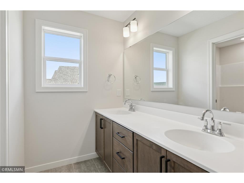 10115 Blackmoor Road Woodbury MN 55129 6787406 image38