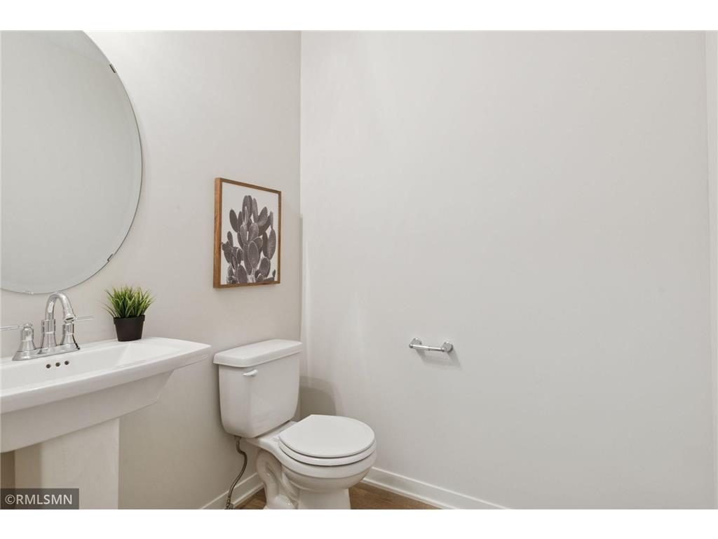 10115 Blackmoor Road Woodbury MN 55129 7004045 image22