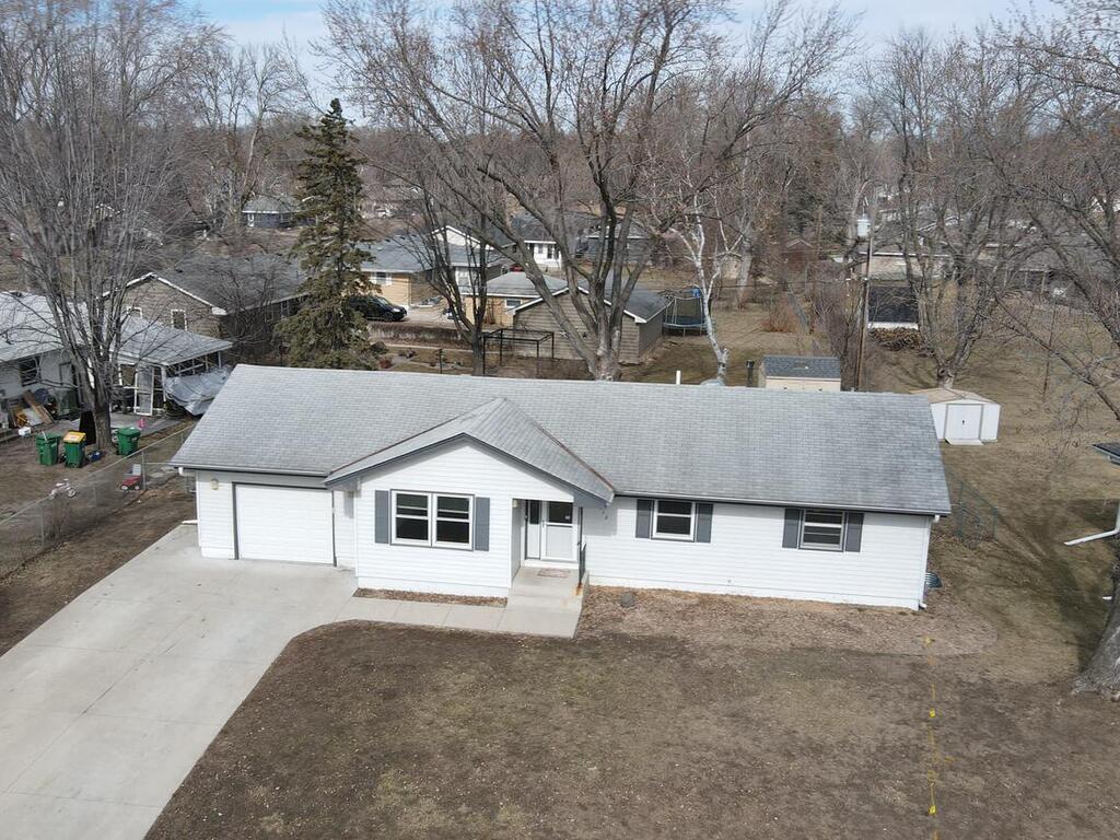 1012 72nd Avenue N Brooklyn Center MN 55430 6498677 image1