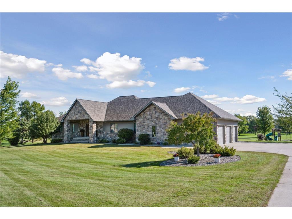 1012 Adam Avenue Montevideo MN 56265 6781520 image1