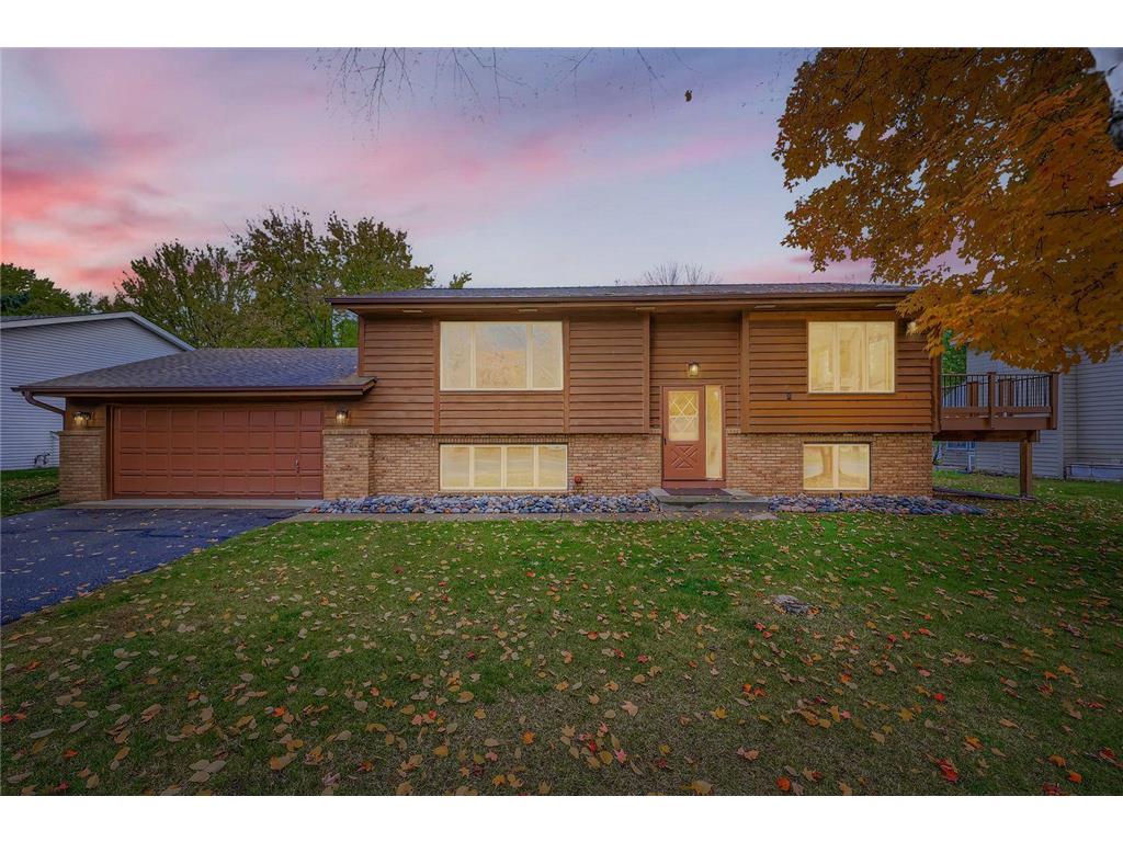 1012 Crystal Lake Road E Burnsville MN 55306 6808989 image1