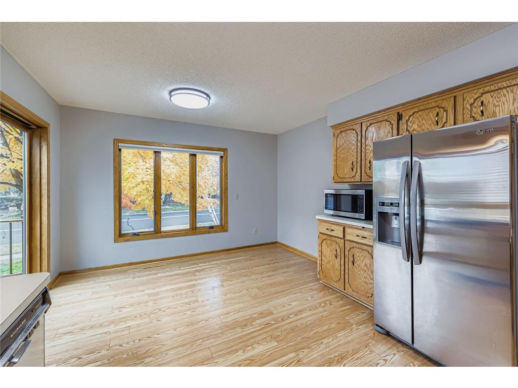 1012 Crystal Lake Road E Burnsville MN 55306 6808989 image14