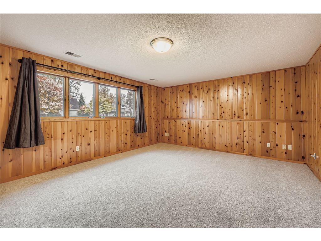 1012 Crystal Lake Road E Burnsville MN 55306 6808989 image23