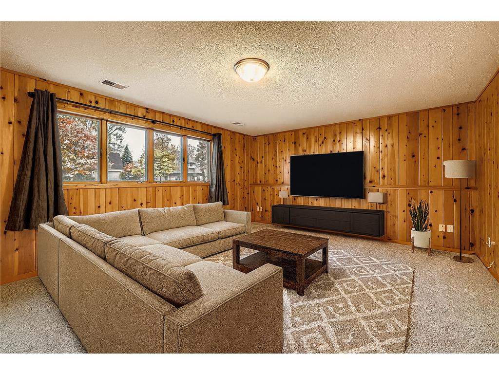 1012 Crystal Lake Road E Burnsville MN 55306 6808989 image24