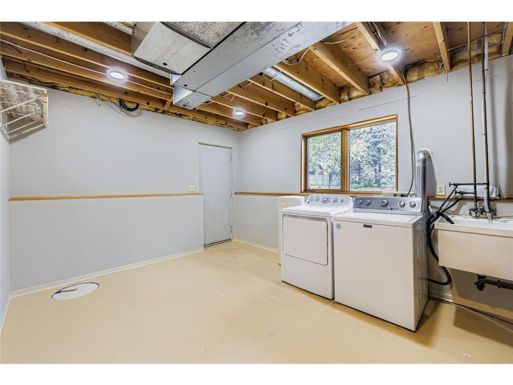 1012 Crystal Lake Road E Burnsville MN 55306 6808989 image33