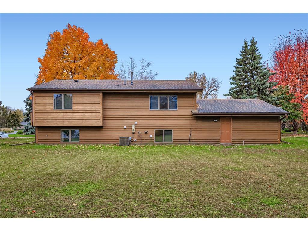 1012 Crystal Lake Road E Burnsville MN 55306 6808989 image36