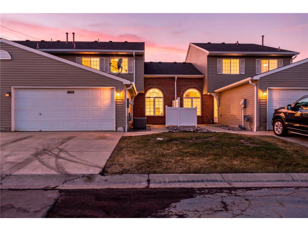 1012 Larkspur Lane Waconia MN 55387 7028631 image1