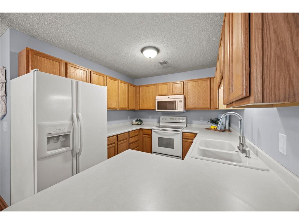1012 Larkspur Lane Waconia MN 55387 7028631 image13