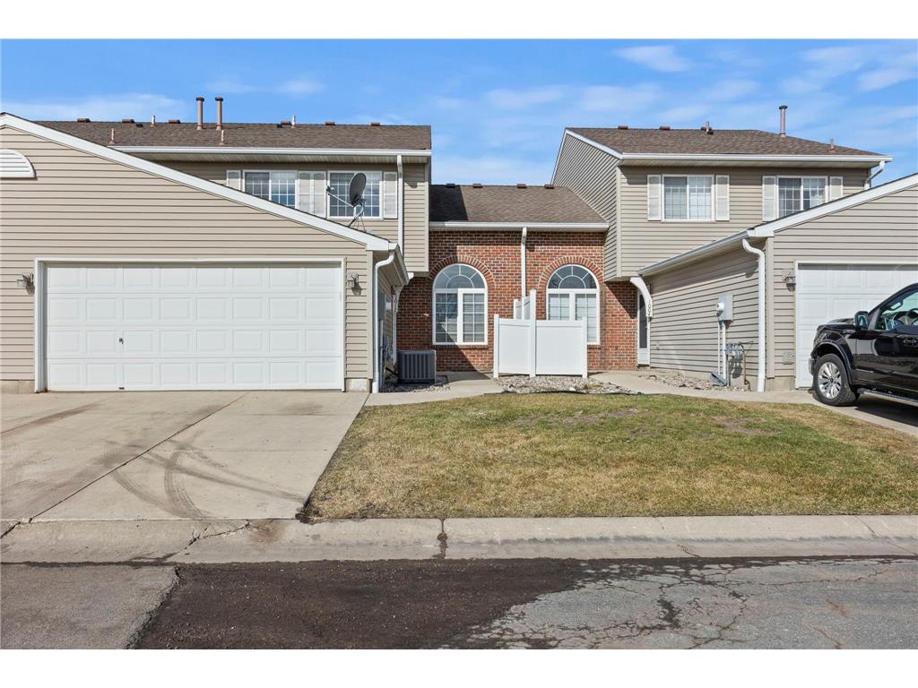 1012 Larkspur Lane Waconia MN 55387 7028631 image2