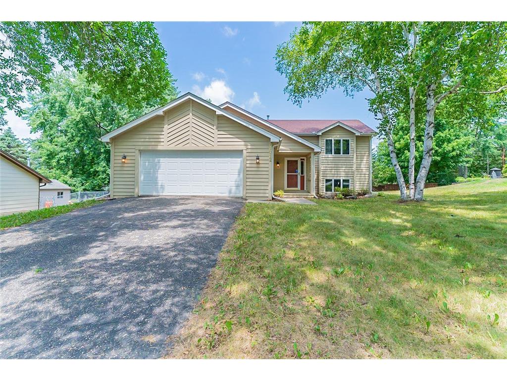 1012 Maplewood Drive Delano MN 55328 6237551 image1
